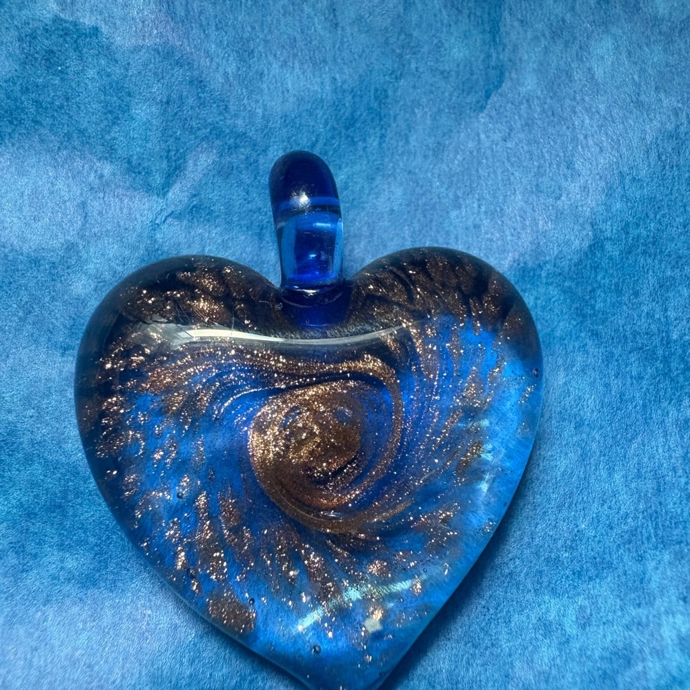 Murano glass heart pendant
